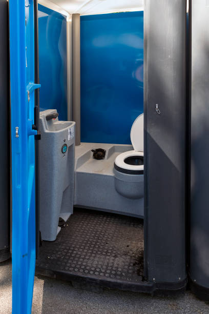 Best Luxury portable toilet rental  in Mill Hall, PA
